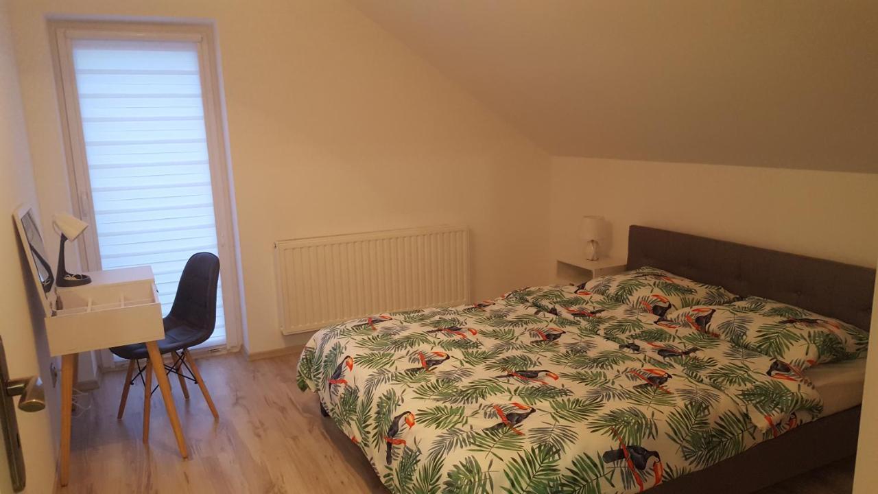 Apartamenty - Pod Wierzbami Dwikozy Luaran gambar