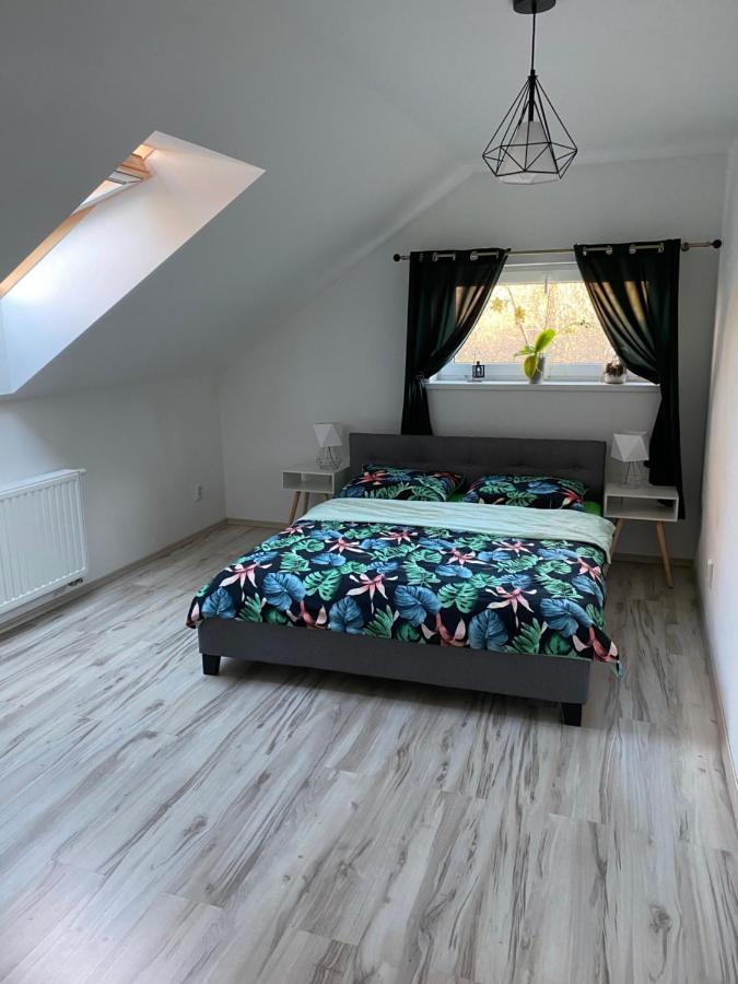 Apartamenty - Pod Wierzbami Dwikozy Luaran gambar